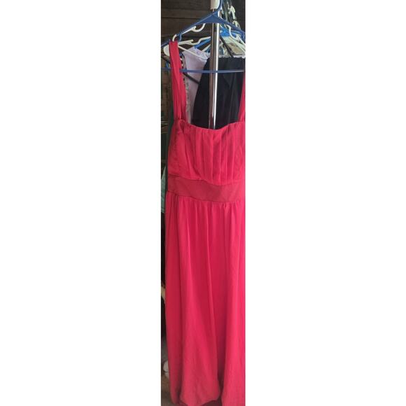 Formal Dress Red - Picture 1 of 4